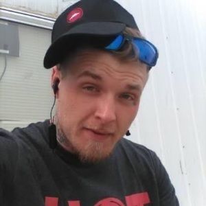 Meet your Posher, Ethan